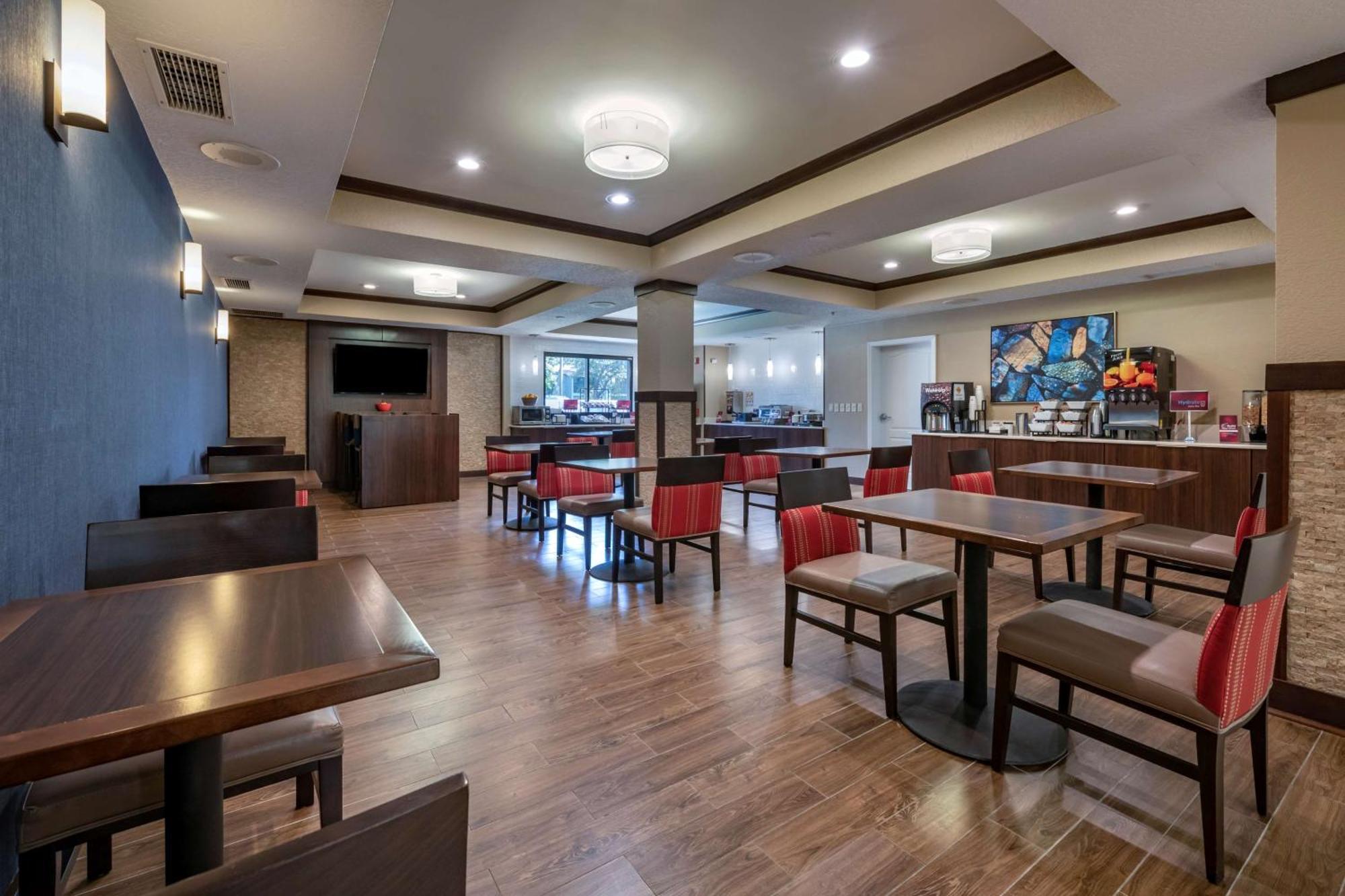 Best Western Plus Orlando East - Ucf Area Alafaya Exterior foto